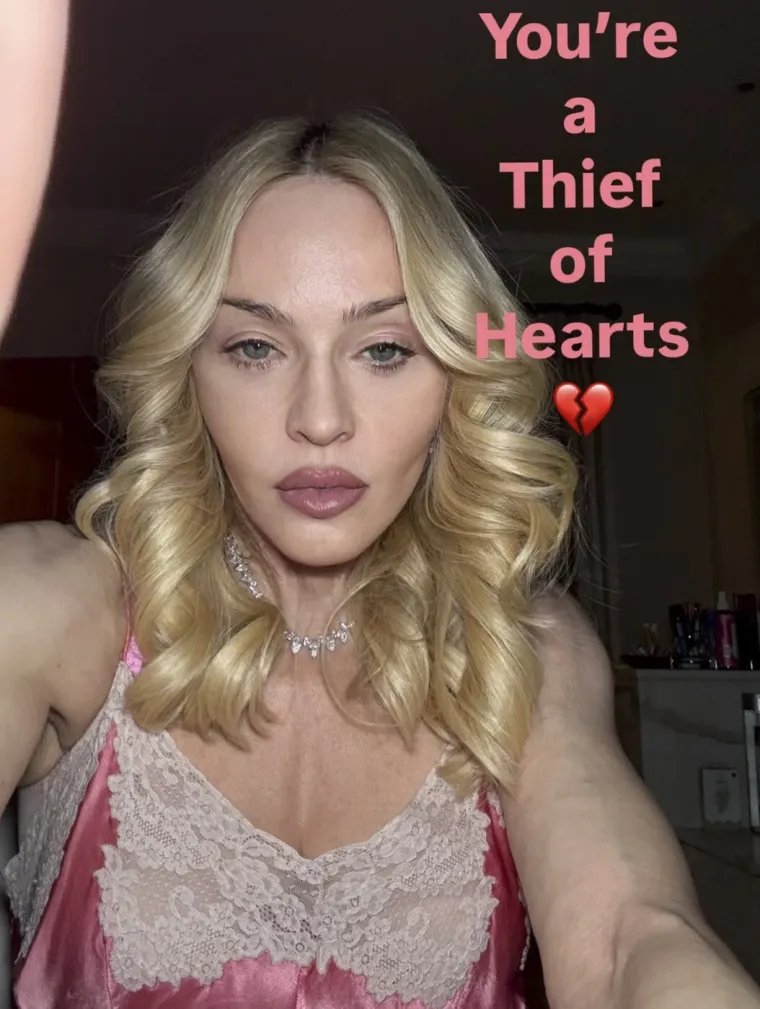 Možete li vjerovati da Madonna ima skoro 70 godina? Izgleda kao da joj je vrijeme stalo