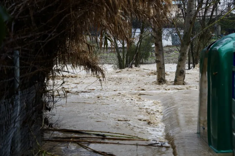 Tisuće evakuirane, vojska u pripravnosti: Prizori užasa i strah od razornog 'Lea'