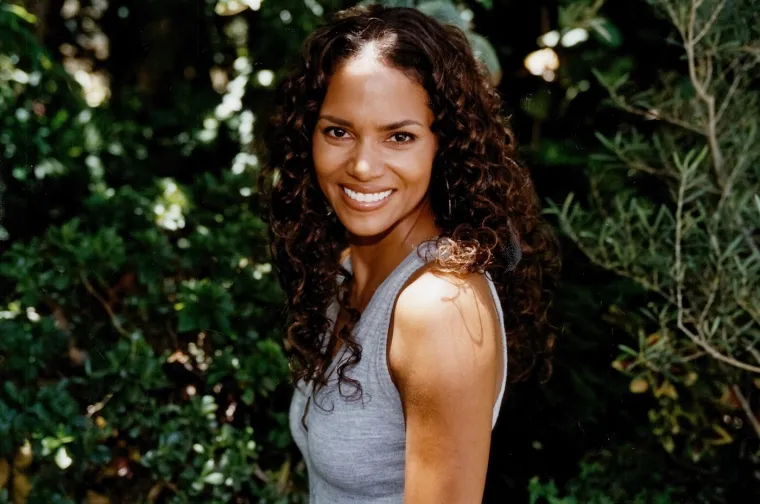 Slavna glumica (59) dokazala da godine nisu prepreka: Pozirala u seksi izdanju