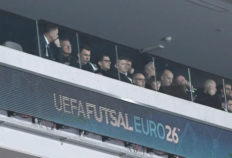 Legendarni Vatreni u Stožicama, ali nije jedini poznati: Pogledajte tko sjedi pored Čeferina