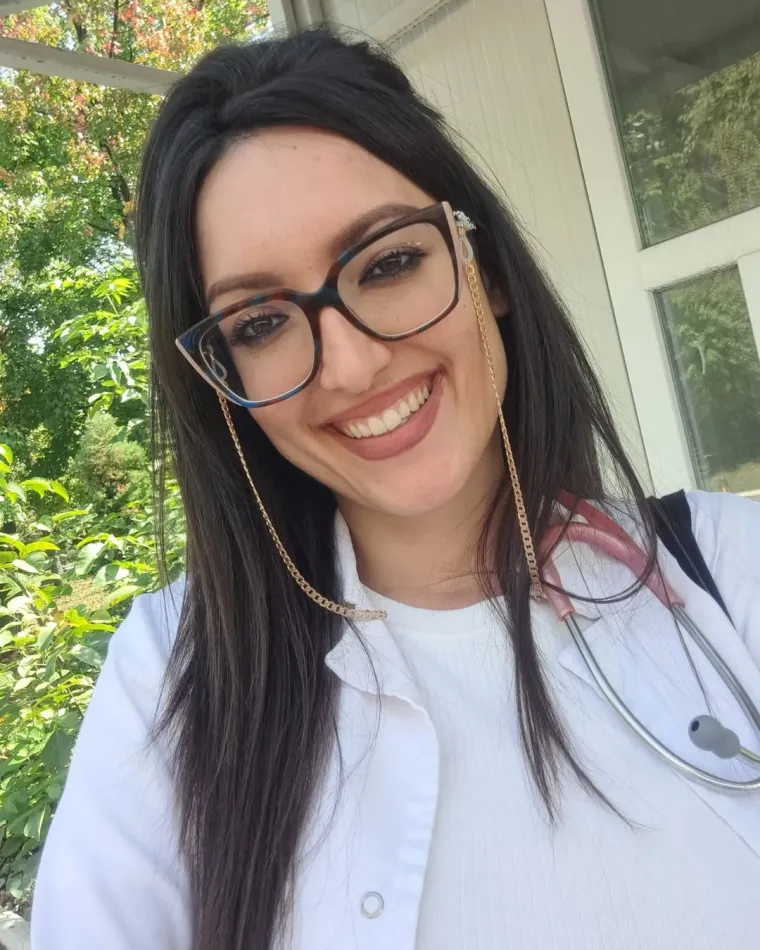 Tko je Smiljana iz 'Gospodina Savr&scaron;enog'? Atraktivna liječnica iz Beograda koja zna &scaron;to želi