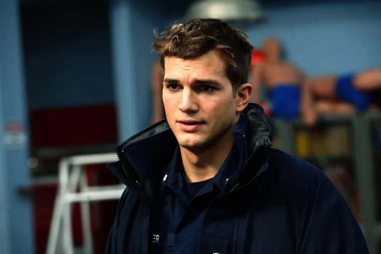 Stari li on uopće? Pogledajte kako se legendarni Ashton Kutcher mijenjao kroz godine