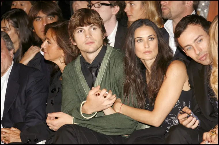 Stari li on uopće? Pogledajte kako se legendarni Ashton Kutcher mijenjao kroz godine