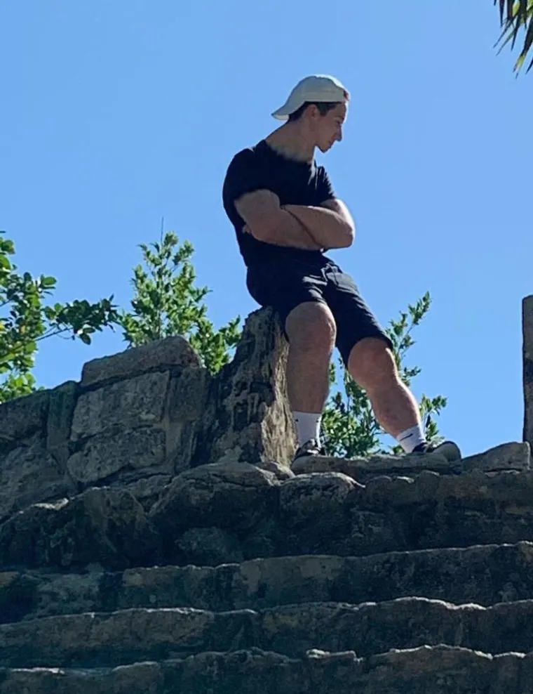 Htjeli su zadiviti pratitelje, pa su stvorili pravi urnebes: Stvarno su pretjerali s fotomontažama