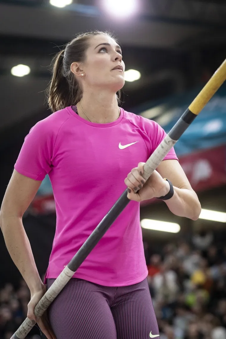 Zarađivala na OnlyFansu da bi se natjecala, a sada joj zbog jedne sitnice karijera visi o niti