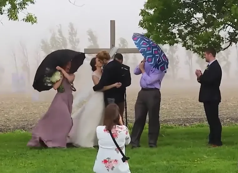 Ovo su najluđi trenuci zabilježeni kamerom na svadbama: Neki su jednostavno urnebesni