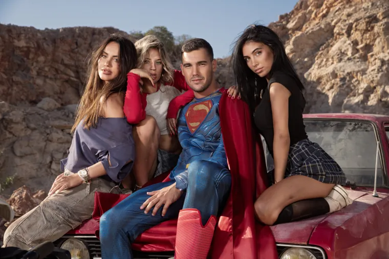 Koliko zgodnih djevojaka na jednom mjestu! Djevojke iz Gospodina Savr&scaron;enog 'zapalile' set