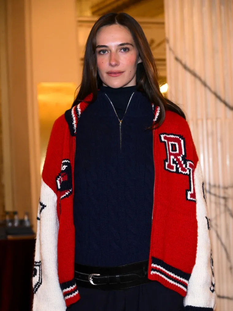 Svi su zinuli kad su vidjeli slavnog pjevača uoči svečane ceremonije otvaranja ZOI-ja