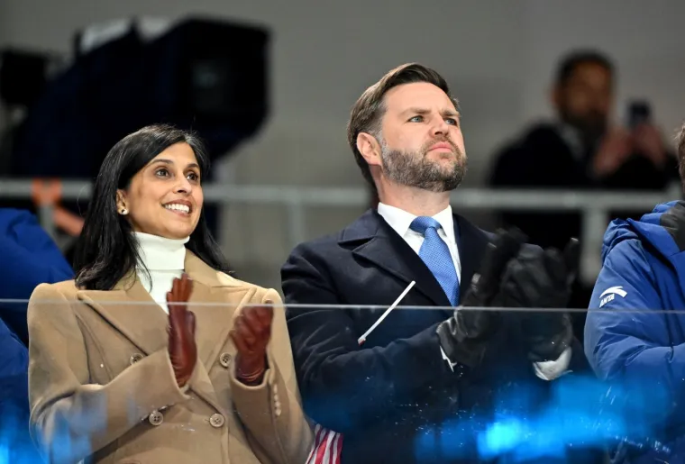 Mariah Carey u dijamantnoj kreaciji otvorila Olimpijske igre: Slavne osobe okupile se u Milanu