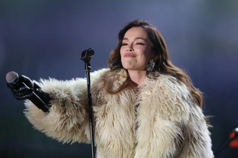 Severina zapalila Samobor: Glazbeni spektakl na otvorenju jubilarnog 200. fa&scaron;nika