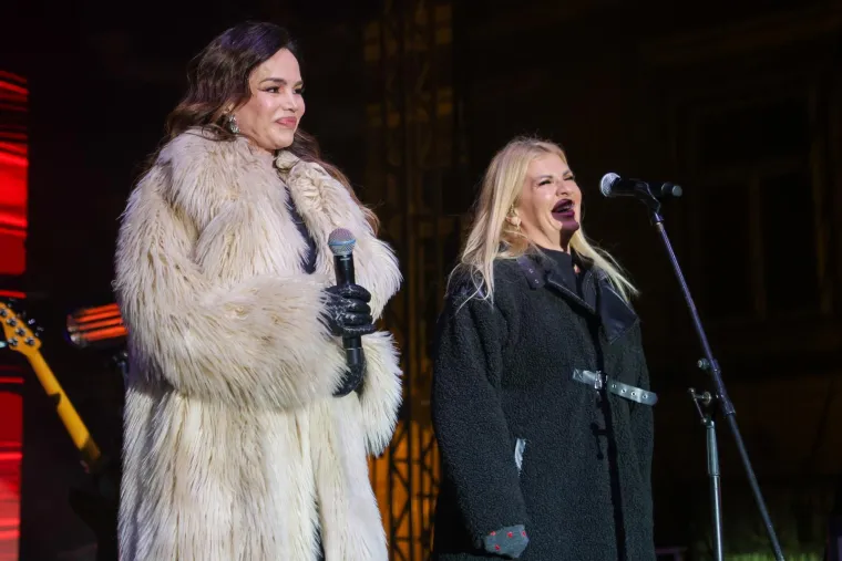 Severina zapalila Samobor: Glazbeni spektakl na otvorenju jubilarnog 200. fa&scaron;nika