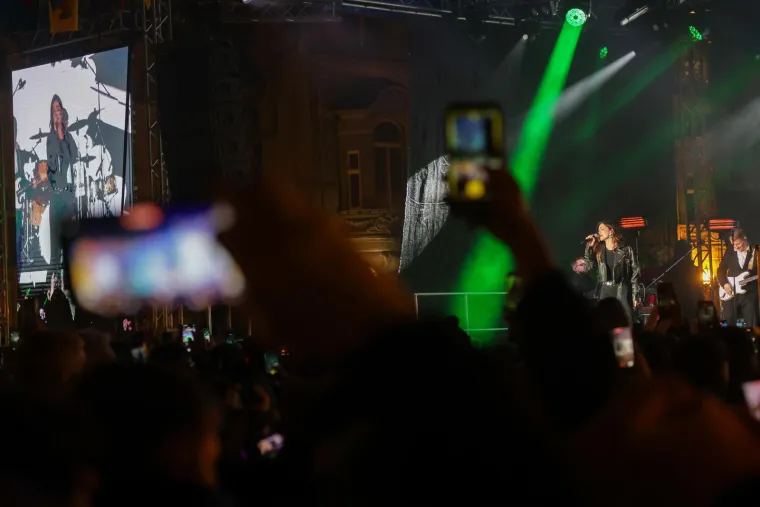 Severina zapalila Samobor: Glazbeni spektakl na otvorenju jubilarnog 200. fa&scaron;nika