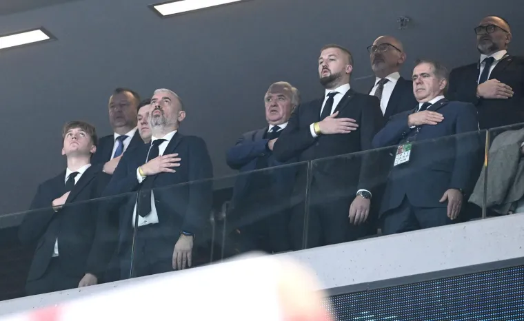 Bože, kakva ludnica u Stožicama: Legendarni majstori iz lože gledali hrvatski urnebes na tribinama