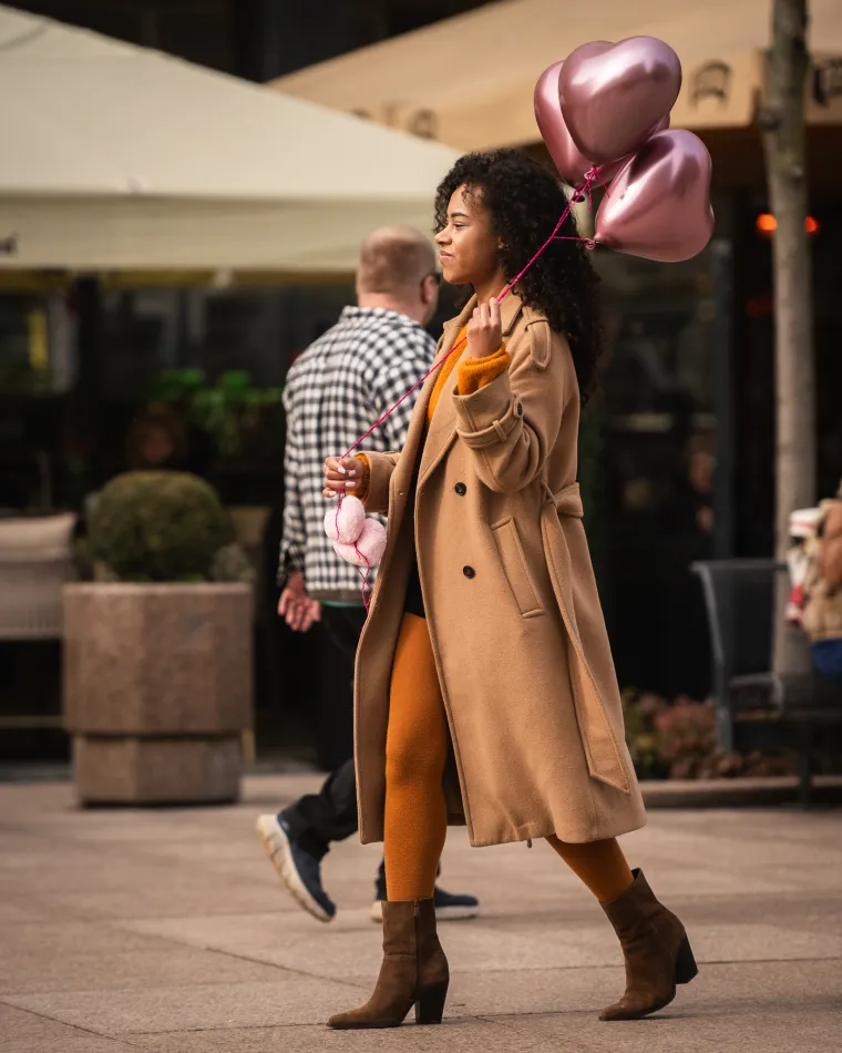 Duge noge, visoke pete i kratke suknje mamile pažnju: Ali, ove tri ljepotice su 'ukrale' show