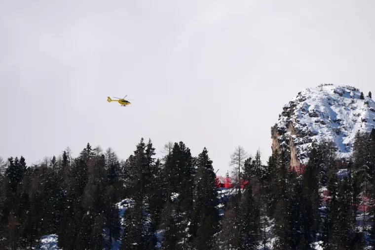 Kadrovi zastra&scaron;ujućeg pada Lindsey Vonn: Nosila je mistični broj za koji se smatra da donosi nesreću