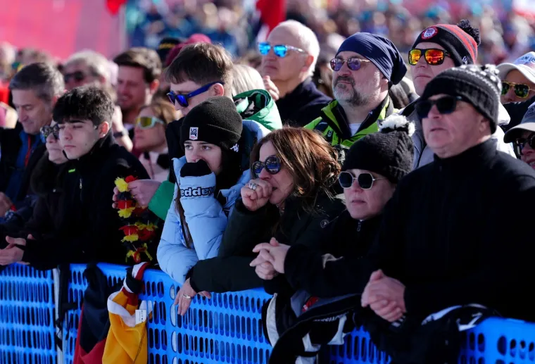 Kadrovi zastra&scaron;ujućeg pada Lindsey Vonn: Nosila je mistični broj za koji se smatra da donosi nesreću