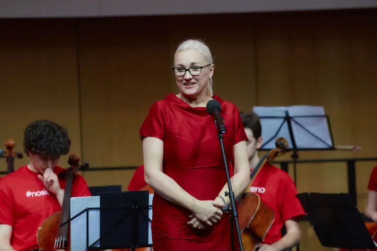 Hrabre žene u crvenim haljinama: 'Stavimo zdravlje na prvo mjesto, sačuvajmo ono &scaron;to imamo'