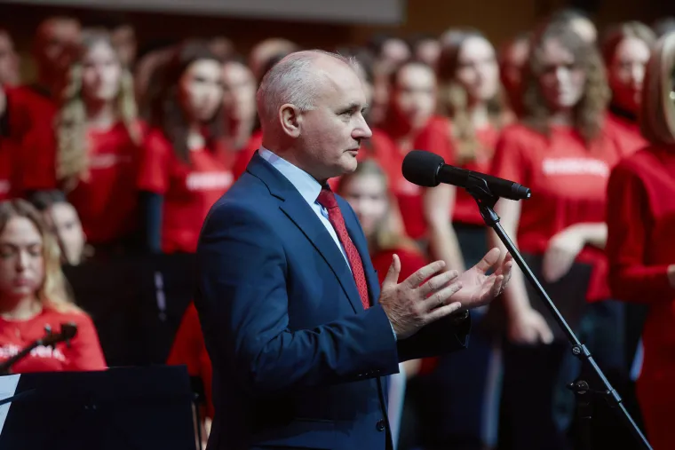 Hrabre žene u crvenim haljinama: 'Stavimo zdravlje na prvo mjesto, sačuvajmo ono &scaron;to imamo'