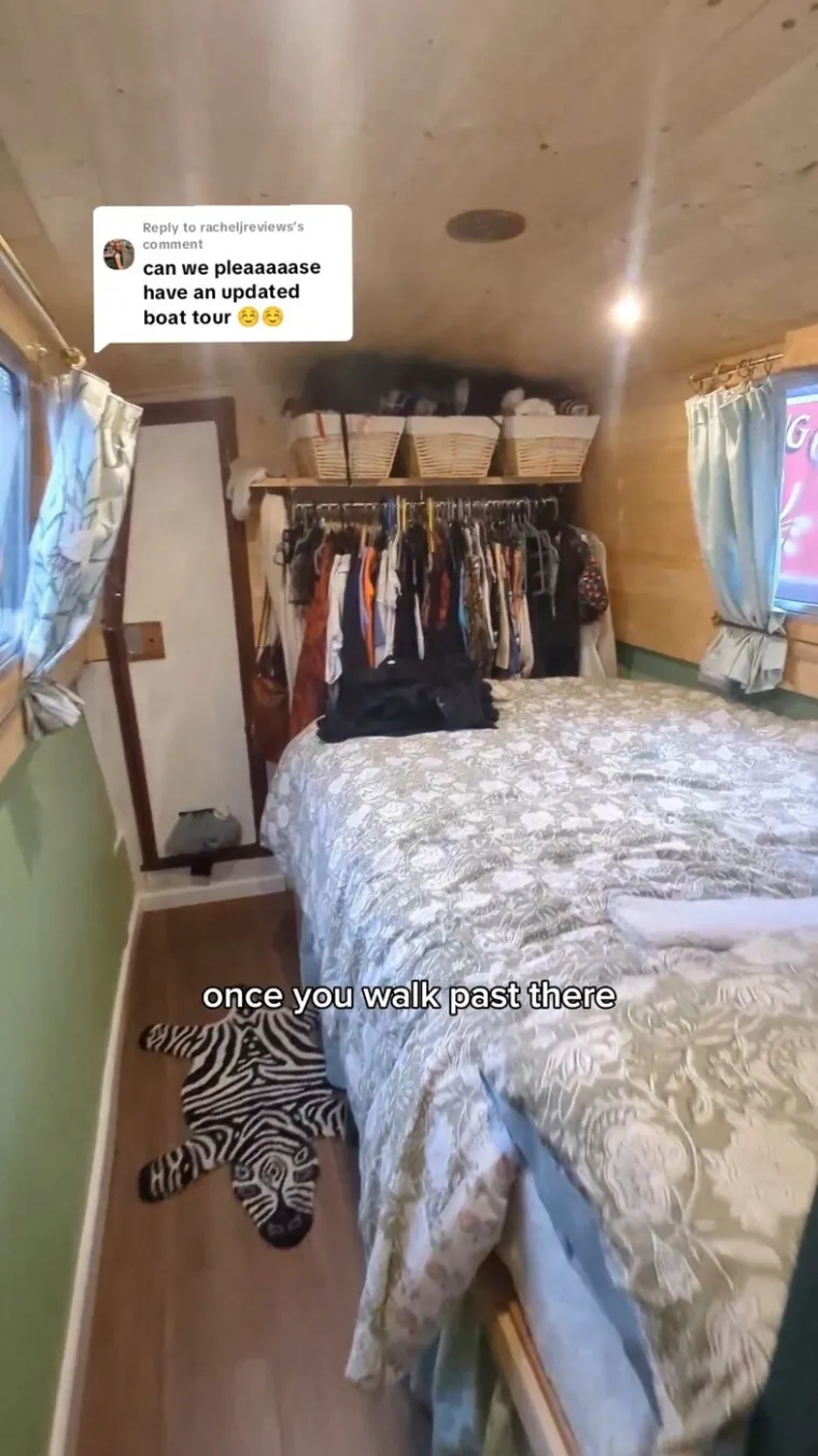 Prekid veze ostavio je bez krova nad glavom: Sada živi u raspadajućem brodu i uživa u tome