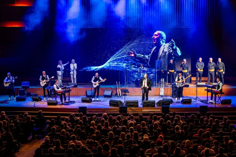 Ovako to radi Mladen Grdović: Pogledajte atmosferu na proslavi 45. godina njegove karijere