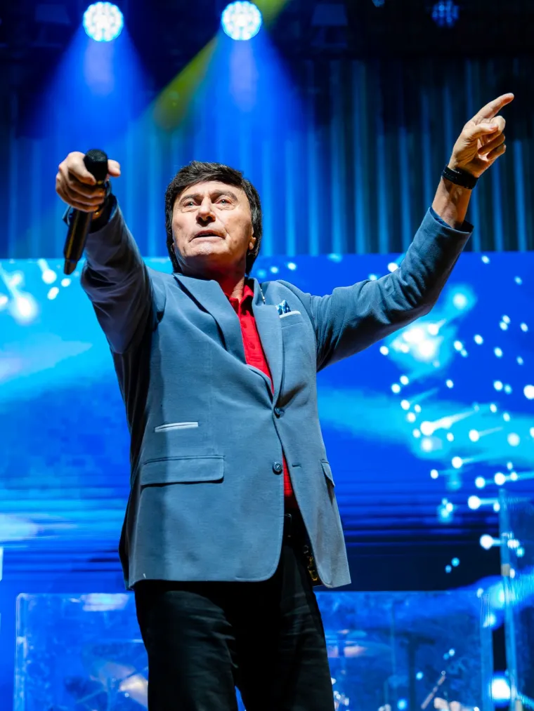 Ovako to radi Mladen Grdović: Pogledajte atmosferu na proslavi 45. godina njegove karijere