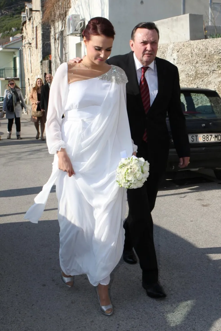 Prije 13 godina na&scaron; je glumac oženio lijepu misicu: Među uzvanicima bila brojna poznata lica