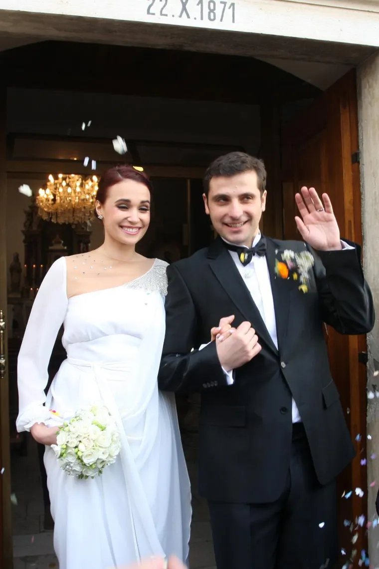 Prije 13 godina na&scaron; je glumac oženio lijepu misicu: Među uzvanicima bila brojna poznata lica