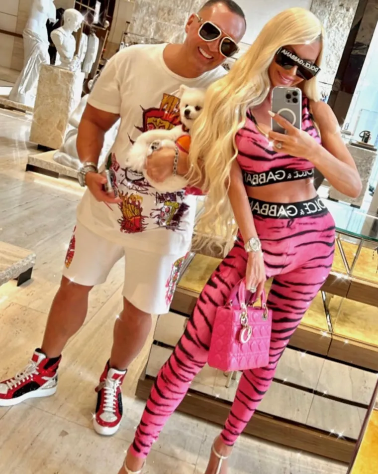 Dao je bogatstvo kako bi od njega napravili visokog mu&scaron;karca: Proživio je pakao, i nije mu dosta