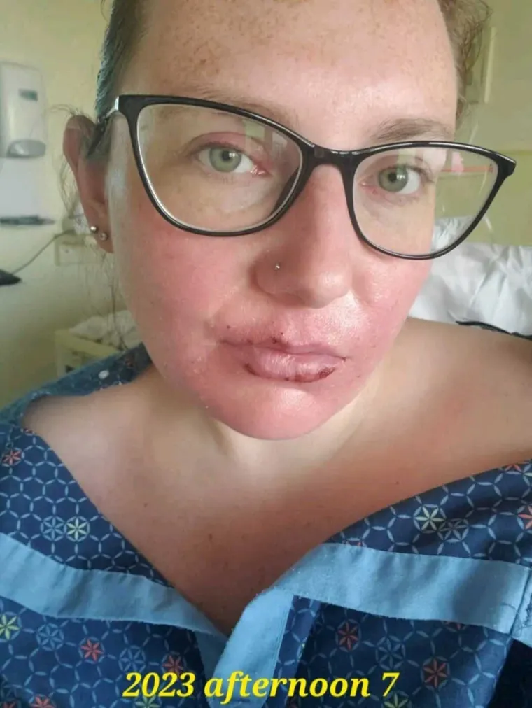 Prisiljena je živjeti život vampirice jer je može ubiti samo jedna minuta na suncu