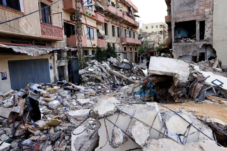 Najmanje 15 mrtvih u uru&scaron;avanju dvije zgrade: Očajnička potraga za preživjelima