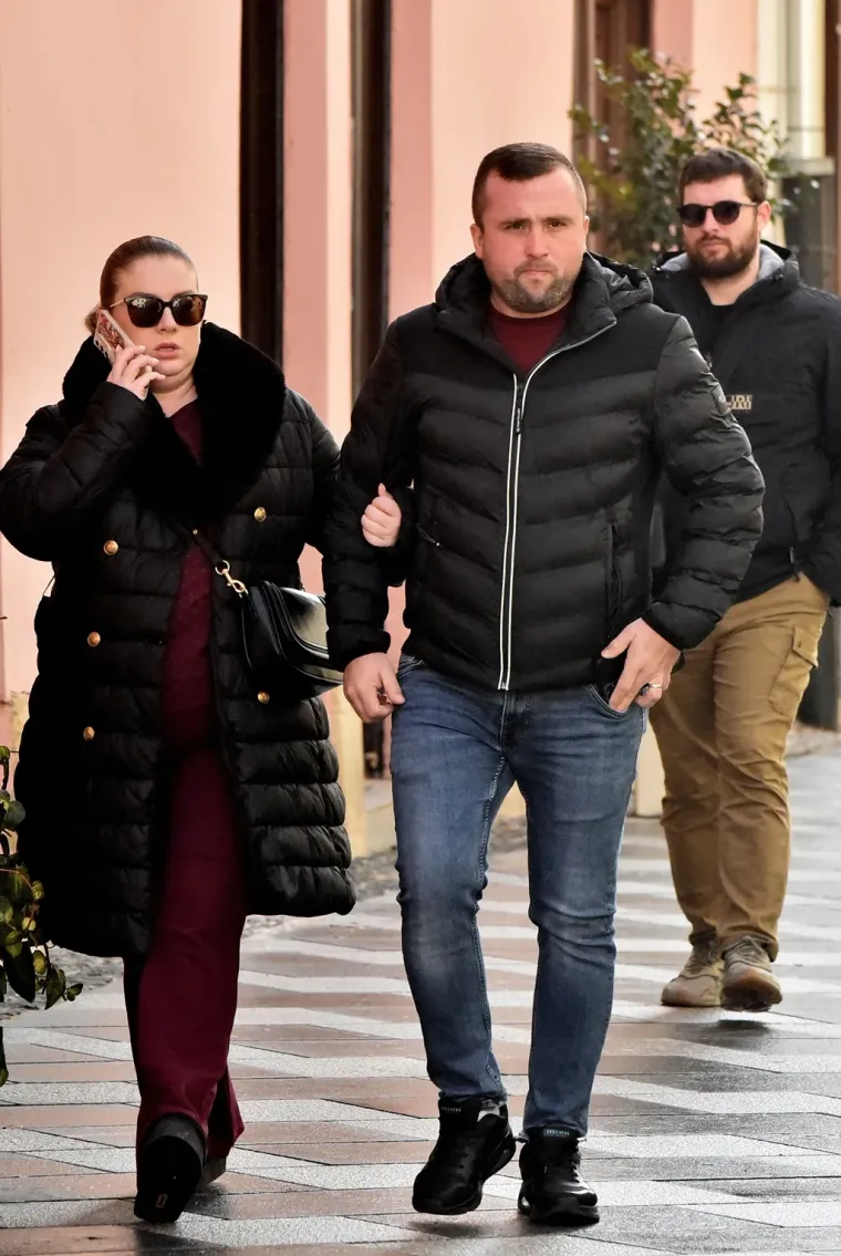 Varaždin ovih dana izgleda kao modna pista: Dama u uskim hlačama dominirala Korzom