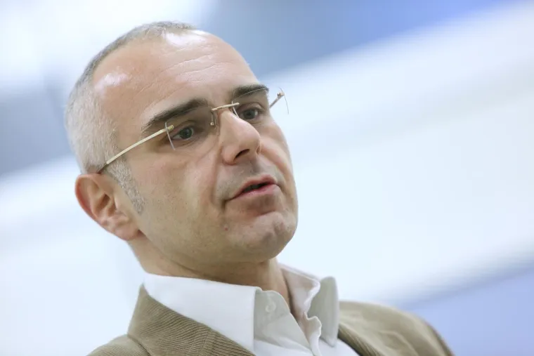 Ovako je Alen Ružić izgledao sa 100 kila vi&scaron;e: U 5 godina, bez dijeta, promijenio život sebi i pacijentima