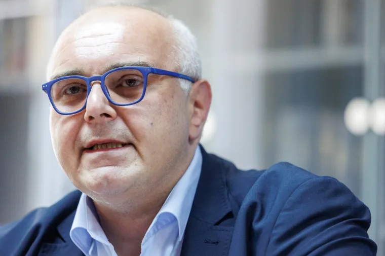 Ovako je Alen Ružić izgledao sa 100 kila vi&scaron;e: U 5 godina, bez dijeta, promijenio život sebi i pacijentima