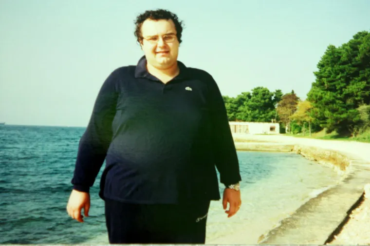 Ovako je Alen Ružić izgledao sa 100 kila vi&scaron;e: U 5 godina, bez dijeta, promijenio život sebi i pacijentima