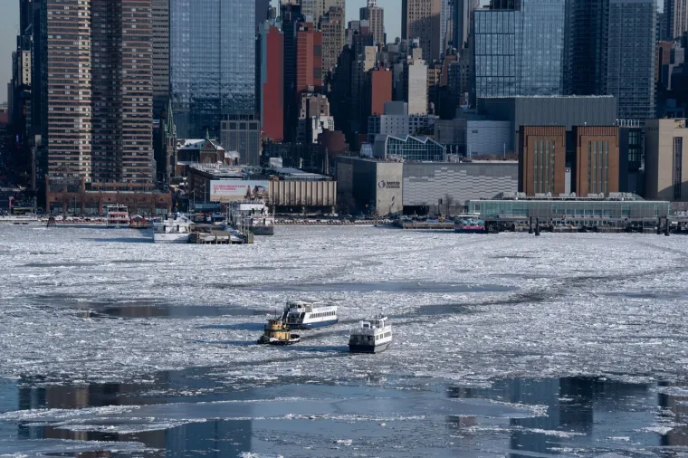 Pogodila ih je ekstremno opasna hladnoća: Zbog ogromnih minusa umrlo 18 ljudi