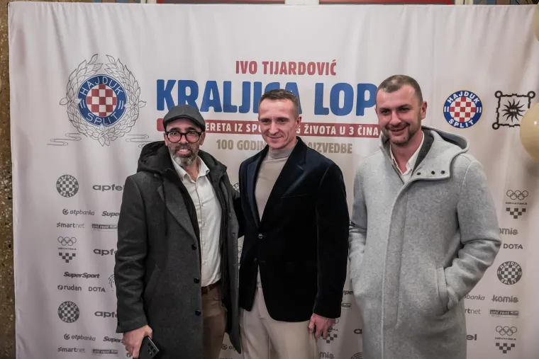 Brojni poznati na pretpremijeri kultne operete posvećene Hajduku: Pogledajte s kim je Livaja