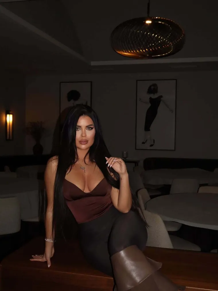 Andrea iz 'Gospodina Savr&scaron;enog' odu&scaron;evljava i kao crnka i kao plavu&scaron;a: Ovako je prije izgledala