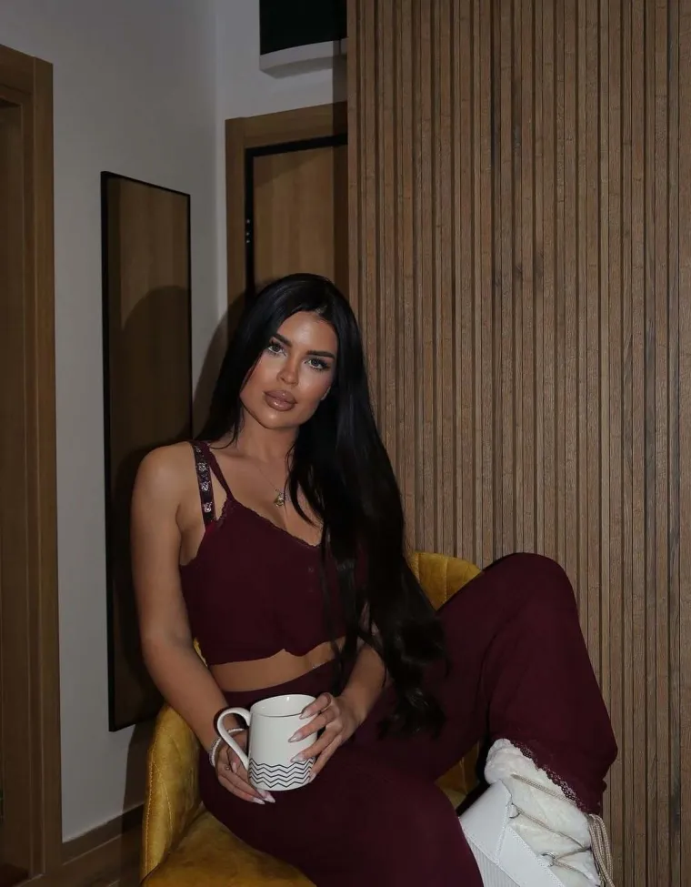 Andrea iz 'Gospodina Savr&scaron;enog' odu&scaron;evljava i kao crnka i kao plavu&scaron;a: Ovako je prije izgledala