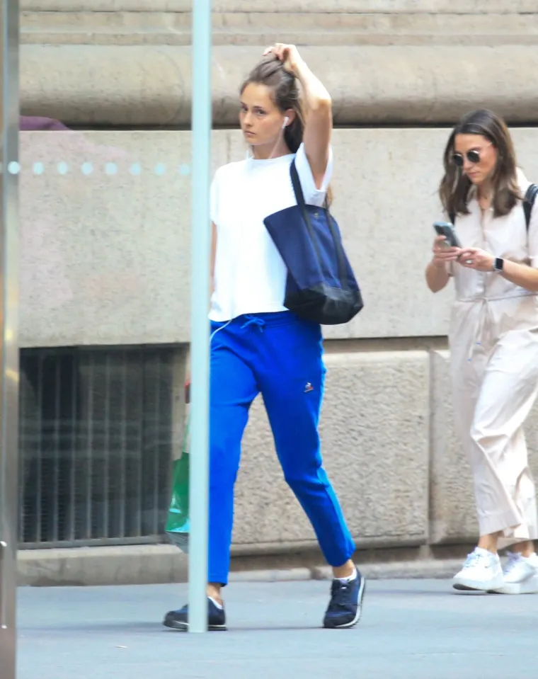 Ovo je biv&scaron;a djevojka najpoznatijeg pedofila: Karina će dobiti milijune, otok, kuću i prsten?