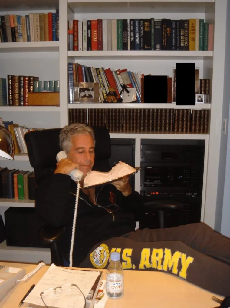 Ovo je biv&scaron;a djevojka najpoznatijeg pedofila: Karina će dobiti milijune, otok, kuću i prsten?