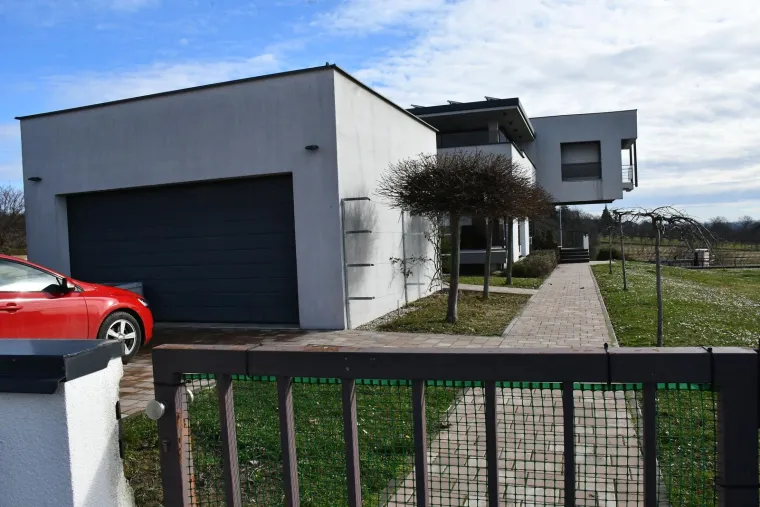 Pogledajte rasko&scaron; u kojem živi uhićeni Grgić, prizori s bazena obaraju s nogu...