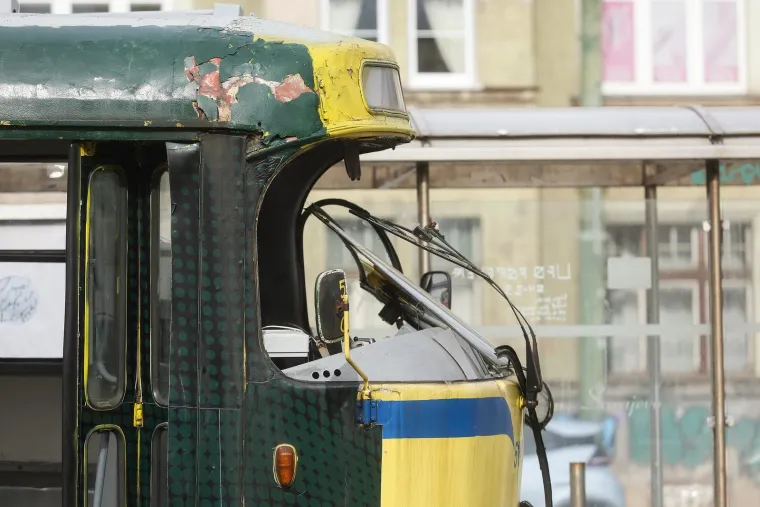 Strava u Sarajevu! Tramvaj izletio iz tračnica, poginula žena, ima ozlijeđenih