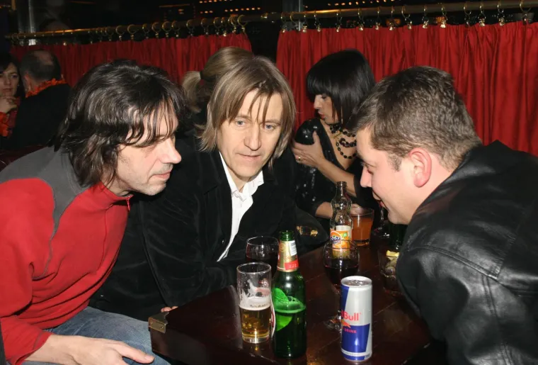 Alka, Prosinečki, &Scaron;uput i Bandić na istom plesnom podiju: Ovako su zvijezde tulumarile nekad