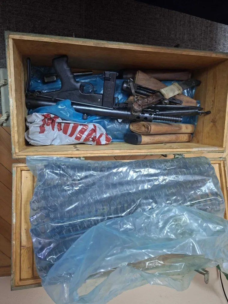 Prona&scaron;li bazuku i strojnicu! Nestvarna akcija u Osijeku: 'Ovo nismo imali od Domovinskog rata'