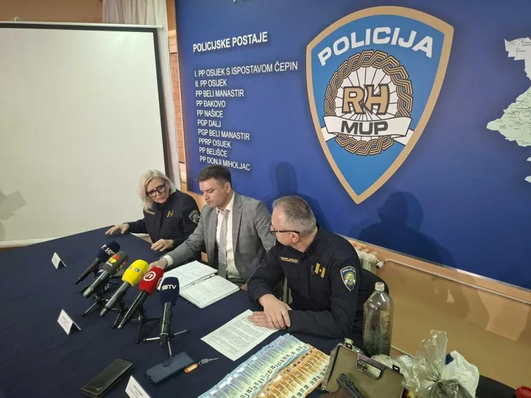 Prona&scaron;li bazuku i strojnicu! Nestvarna akcija u Osijeku: 'Ovo nismo imali od Domovinskog rata'