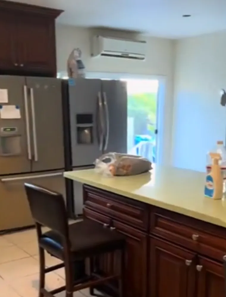 Čistači su stvorili čudo: Sobe su bile natrpane smećem do stropa, danas izgledaju neprepoznatljivo