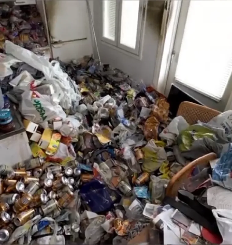 Čistači su stvorili čudo: Sobe su bile natrpane smećem do stropa, danas izgledaju neprepoznatljivo