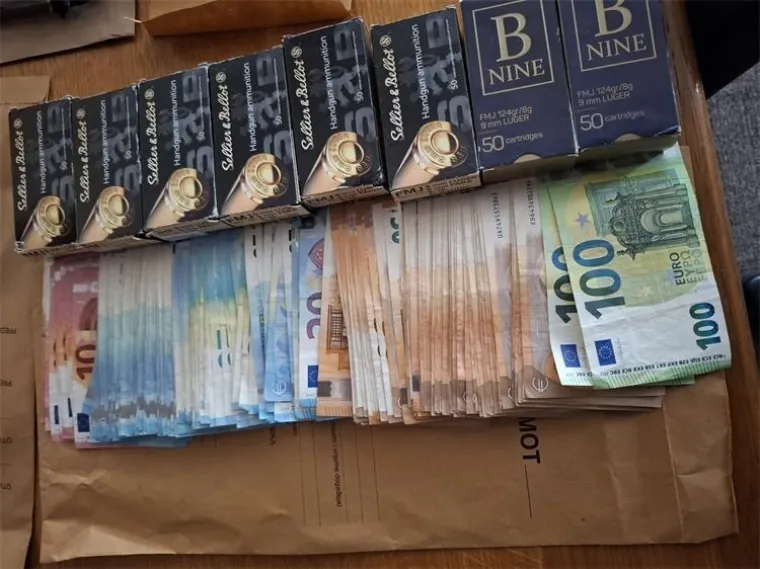 Prona&scaron;li bazuku i strojnicu! Nestvarna akcija u Osijeku: 'Ovo nismo imali od Domovinskog rata'