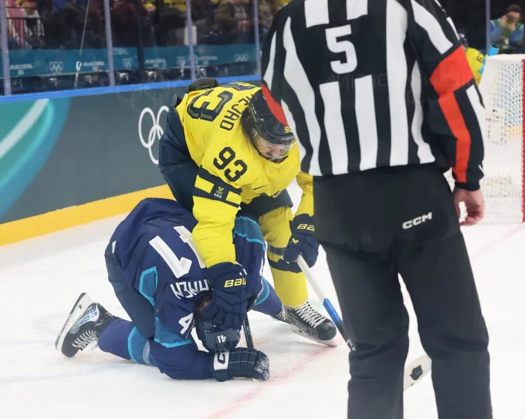 Letjele &scaron;ake, laktovi i palice: Finci i &Scaron;veđani se 'poubijali' kao da nema sutra