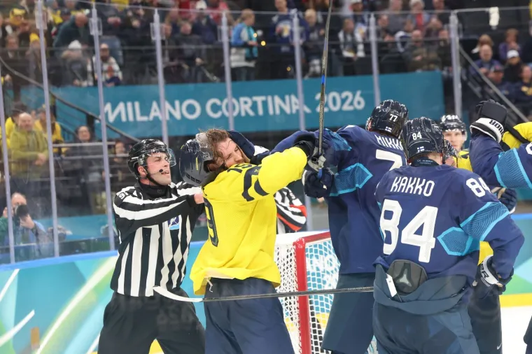 Letjele &scaron;ake, laktovi i palice: Finci i &Scaron;veđani se 'poubijali' kao da nema sutra